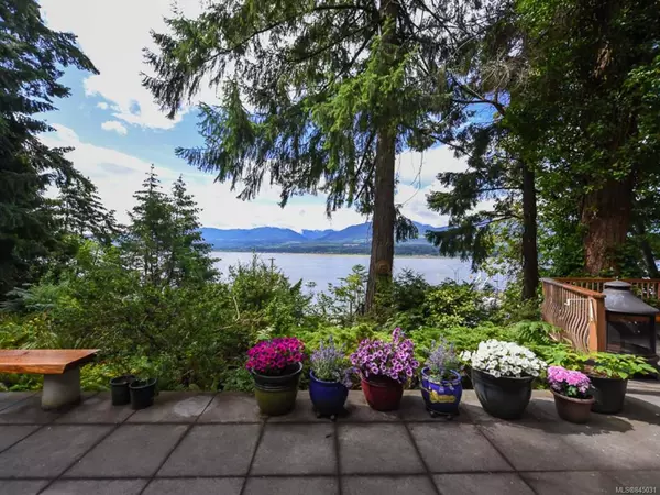 Denman Island, BC V0R 1T0,3135 Kirk Rd