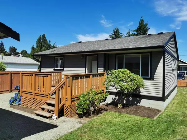 Nanaimo, BC V9R 4C4,415 Stirling Ave
