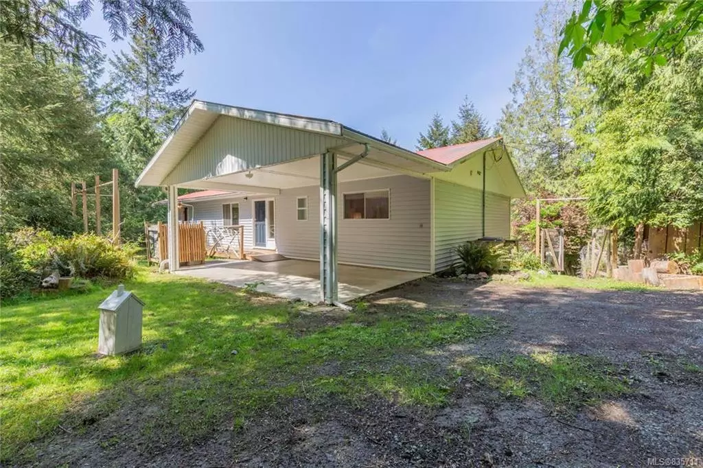 Mayne Island, BC V0N 2J2,594 Fernhill Rd