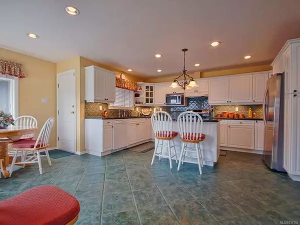 Chemainus, BC V0R 1K2,3290 Ash Rd