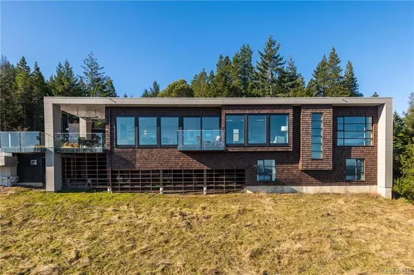 Salt Spring, BC V8K 1E6,136 Wilkie Way