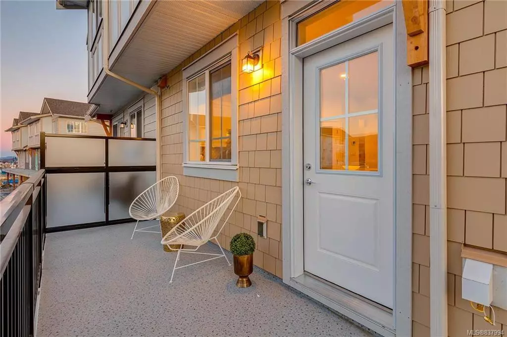 Colwood, BC L0L 0L0,370 Latoria Blvd #2