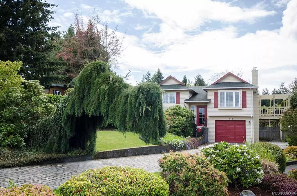 Saanich, BC V8Y 2W3,795 Del Monte Pl