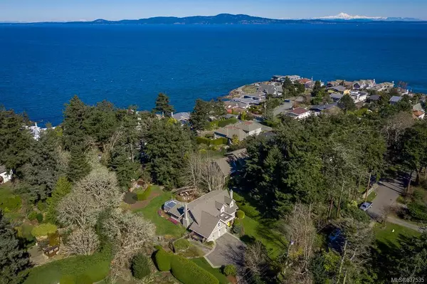 Saanich, BC V8N 1Y5,3002 Baynes Rd