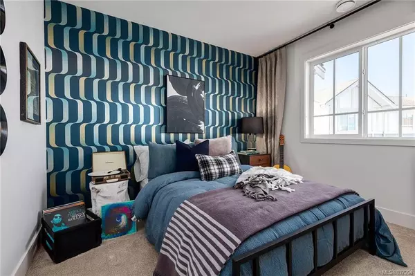 Colwood, BC L0L 0L0,370 Latoria Blvd #2