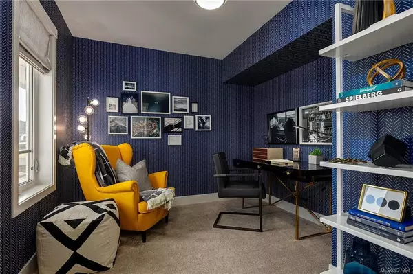 Colwood, BC L0L 0L0,370 Latoria Blvd #2