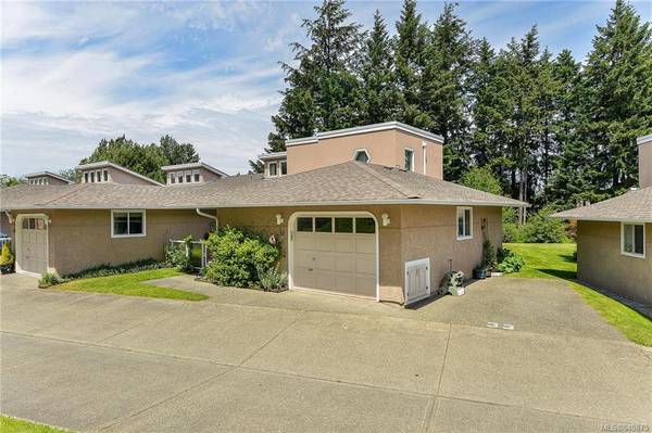 Colwood, BC V9B 5P8,3049 Brittany Dr #33