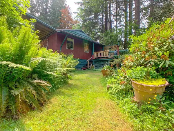 Gabriola Island, BC V0R 1X4,535 Wildwood Cres