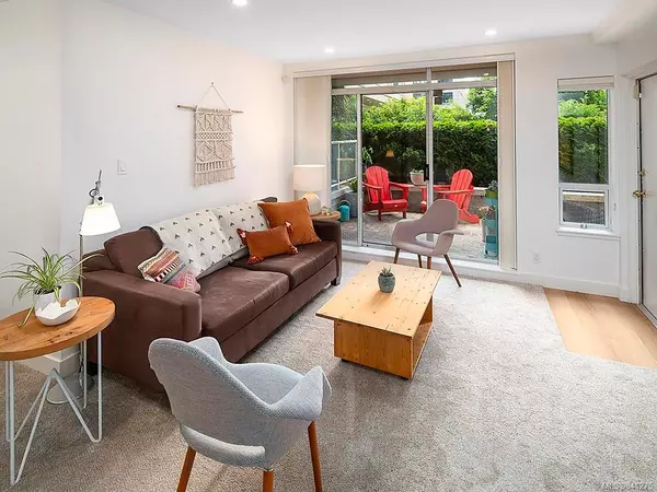Victoria, BC V8V 4Y3,1010 View St #101
