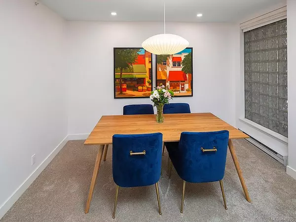 Victoria, BC V8V 4Y3,1010 View St #101