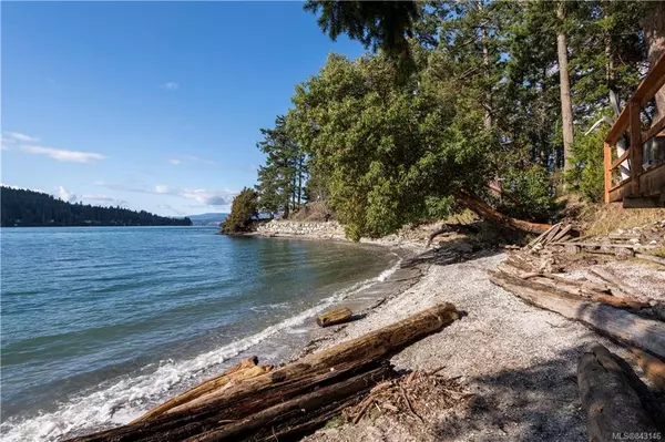 Piers Island, BC V8L 5Y7,66 McKenzie Cres