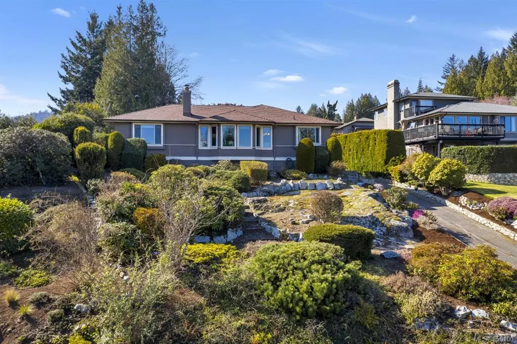 North Saanich, BC V8L 5C3,1785 Fairfax Pl