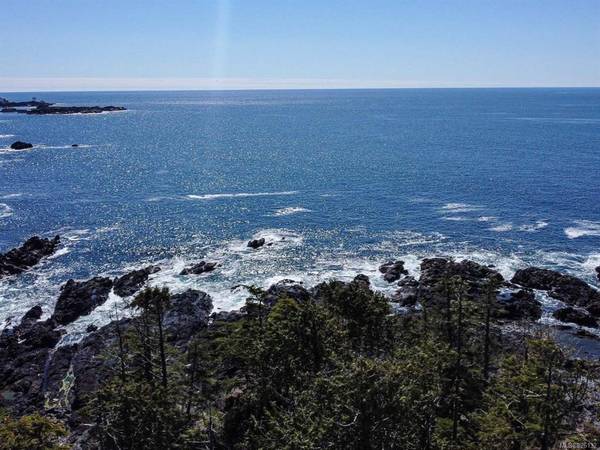 Ucluelet, BC V0R 3A0,736 Odyssey Lane