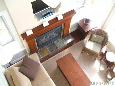 Pender Island, BC V0N 2M1,2315 Mackinnon Rd #18A