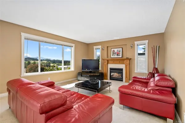 2360 Tanner Ridge Pl, Central Saanich, BC V8Z 7X6