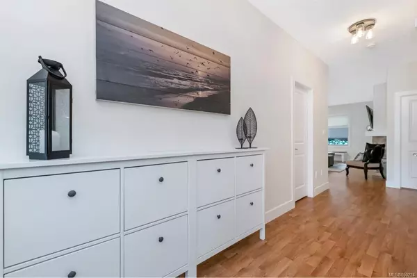 Chemainus, BC V0R 1K2,9825 Napier Pl