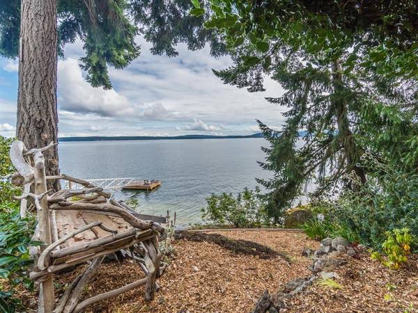 Chemainus, BC V0R 1K5,9657 Bare Point Rd