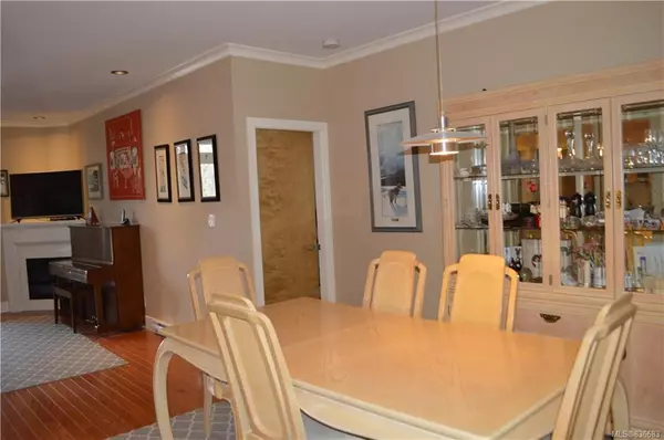 Langford, BC V9B 3E4,769 Arncote Ave #203