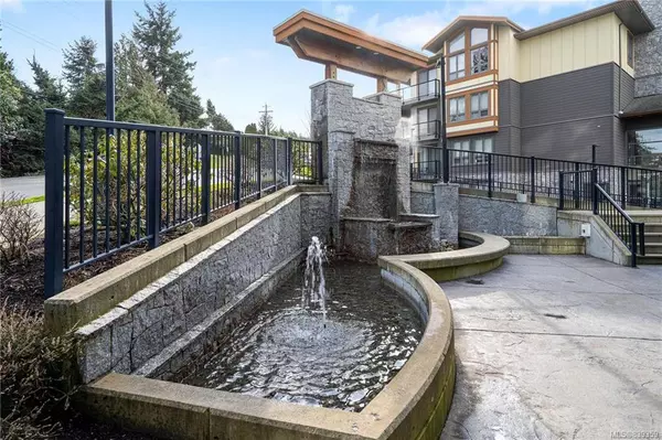 Langford, BC V9B 0J5,3210 Jacklin Rd #208