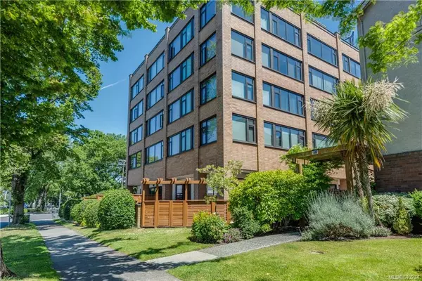 104 Dallas Rd #403, Victoria, BC V8V 1A3