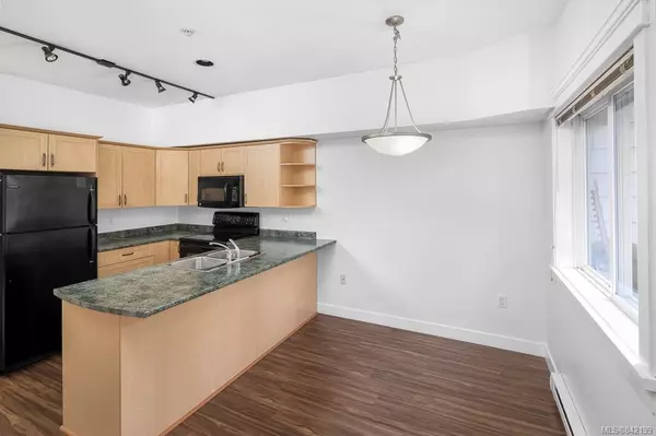 Colwood, BC V9B 2W3,360 Goldstream Ave #301