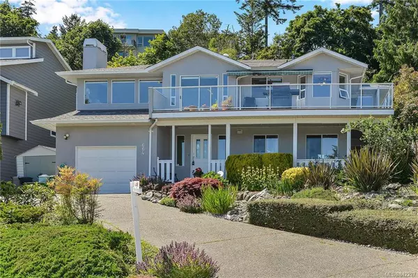 Colwood, BC V9C 3V1,664 Orca Pl