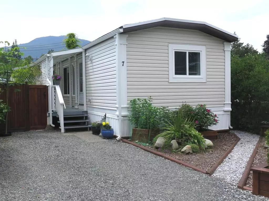 Ladysmith, BC V9G 2A4,10860 Chemainus Rd #7