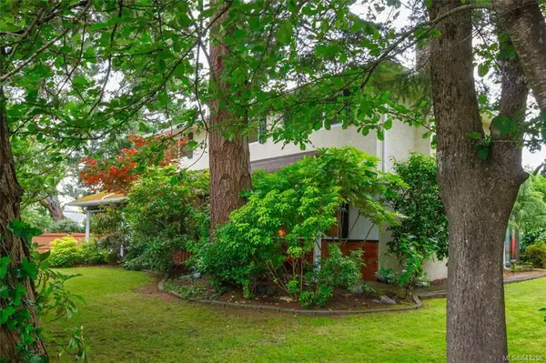 Colwood, BC V9C 2A6,3338 Metchosin Rd