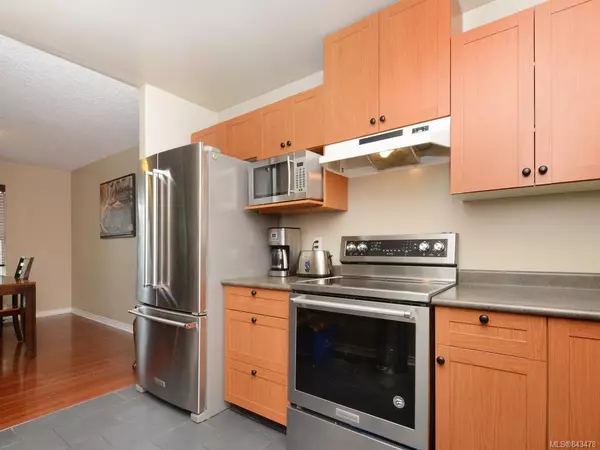 Langford, BC V9B 3X7,2711 Jacklin Rd #17