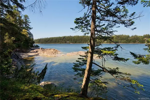Salt Spring, BC V8K 2R9,000 Goat Island