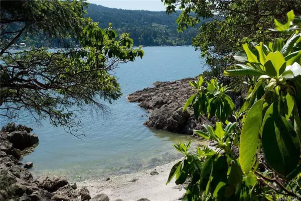 Salt Spring, BC V8K 2R9,000 Goat Island