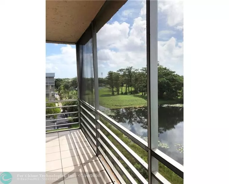 Sunrise, FL 33322,3050 Sunrise Lakes Dr E  #401