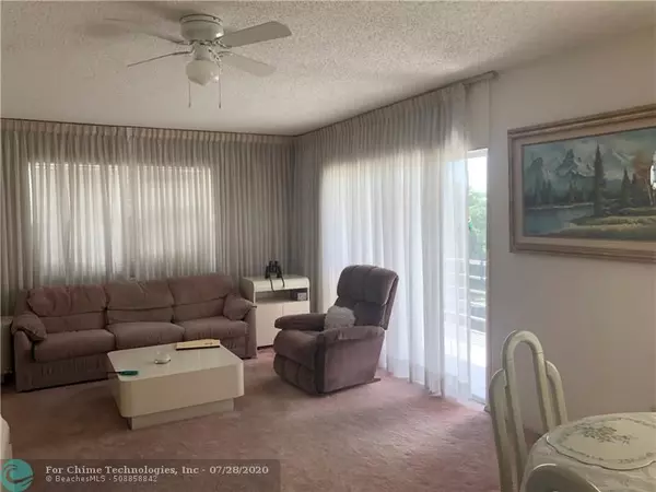 Sunrise, FL 33322,3050 Sunrise Lakes Dr E  #401