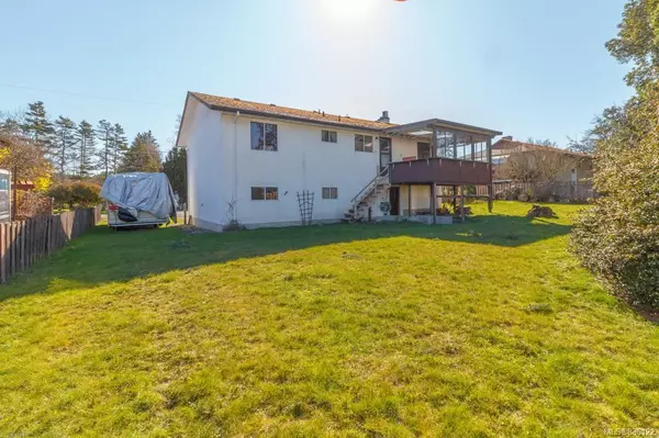 Colwood, BC V9B 2E9,2938 Oldcorn Pl