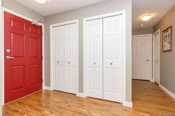 Colwood, BC V9B 2W3,364 Goldstream Ave #304