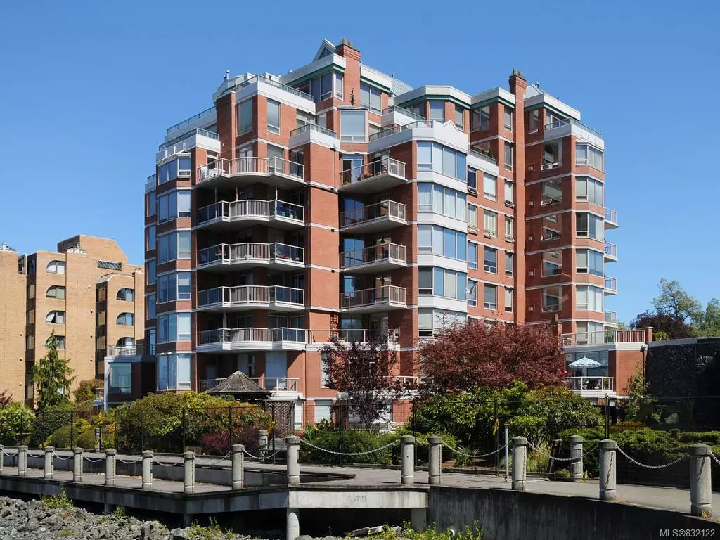Victoria, BC V8V 4Y1,636 Montreal St #401