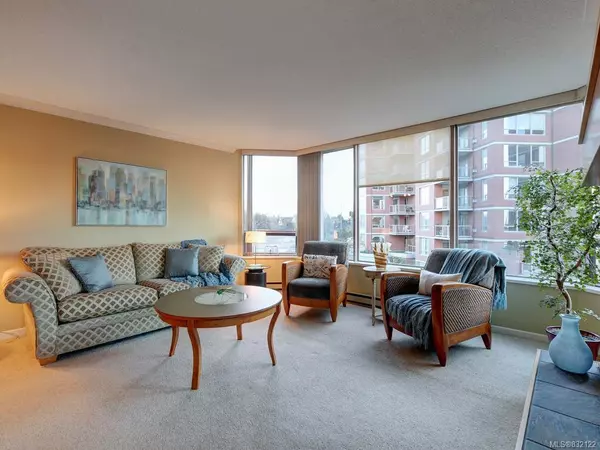 Victoria, BC V8V 4Y1,636 Montreal St #401