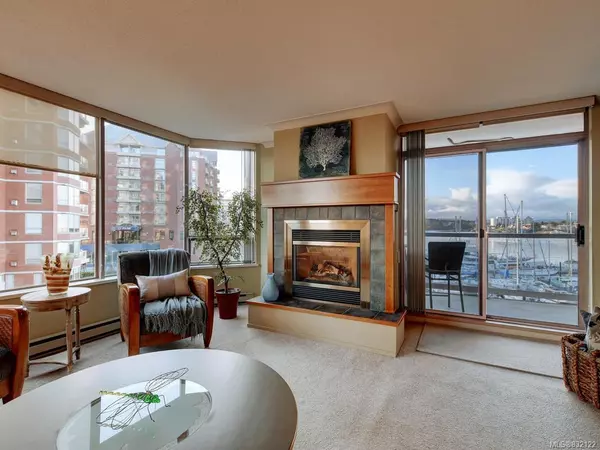 Victoria, BC V8V 4Y1,636 Montreal St #401