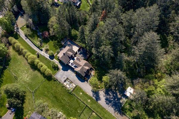 Central Saanich, BC V8M 1J6,1130 Benvenuto Ave