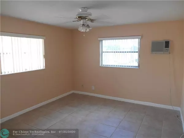 Pompano Beach, FL 33064,1150 E Sample Rd  #212