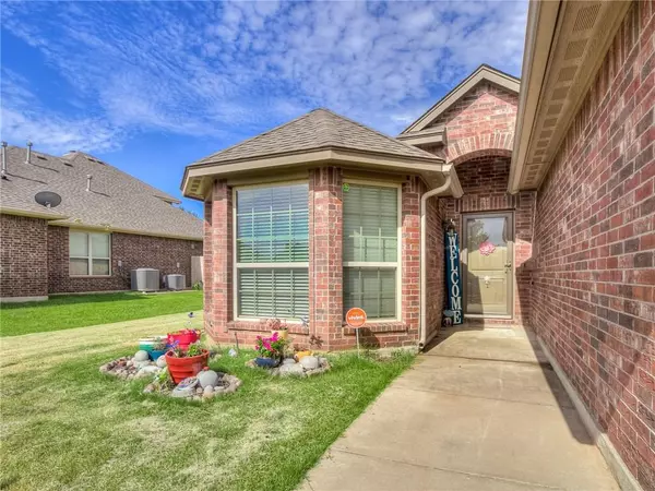 Yukon, OK 73099,8725 Ally Way