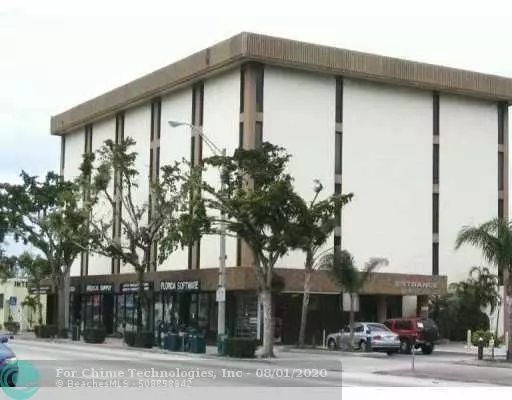 2131 HOLLYWOOD BL  #202, Hollywood, FL 33020