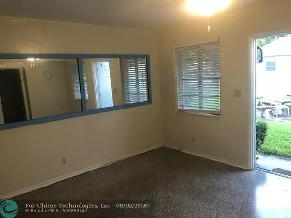 Hollywood, FL 33020,1905 Scott St