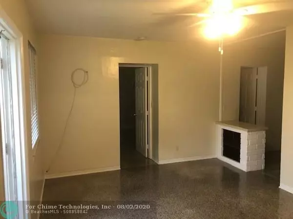 Hollywood, FL 33020,1905 Scott St