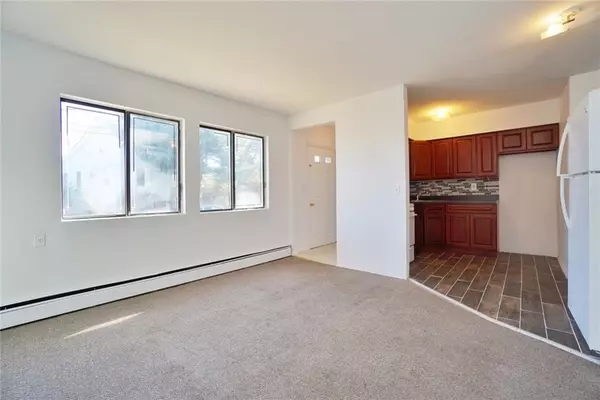 Staten  Island, NY 10314,102 Gower ST