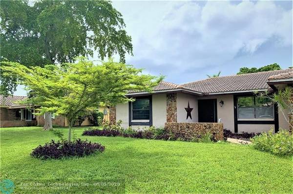 1760 NW 107th Dr, Coral Springs, FL 33071