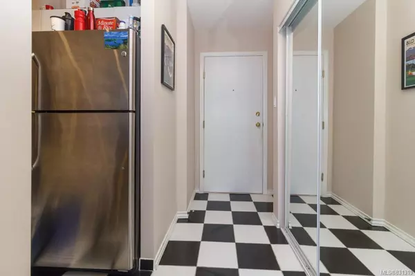 Victoria, BC V8W 3W8,835 View St #706
