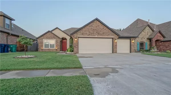 2228 Timber Crossing, Yukon, OK 73099