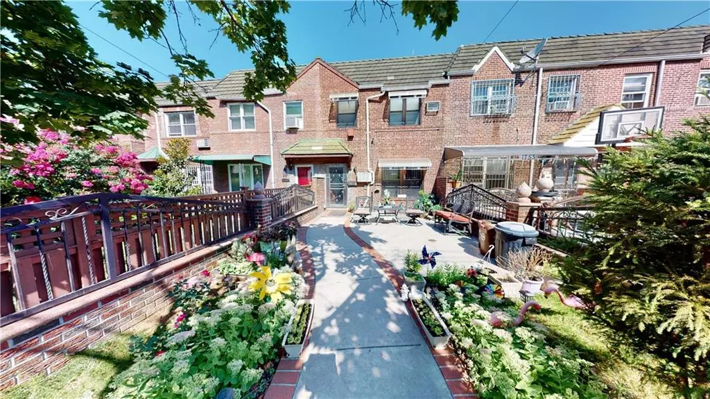 1751 Dekalb AVE, Flushing, NY 11385