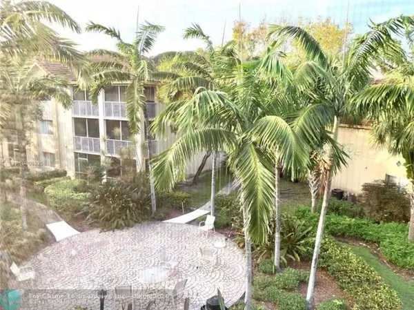 Hollywood, FL 33021,460 S Park Rd  #6-302